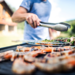 <strong>Zo maak je het rooster van je barbecue weer als nieuw</strong>